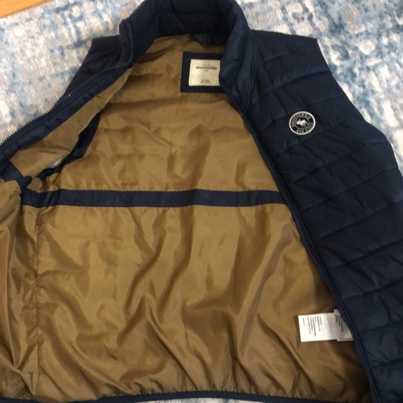 ABERCROMBIE Blue Puffer Vest - Picture 8 of 8